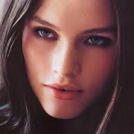 Lonneke Engel